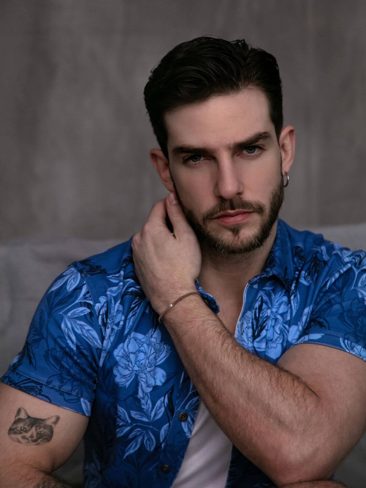 CODE 22 Slim Fit Floral Shirt – Short Sleeve Button-Up Collared Men’s Summer Shirt